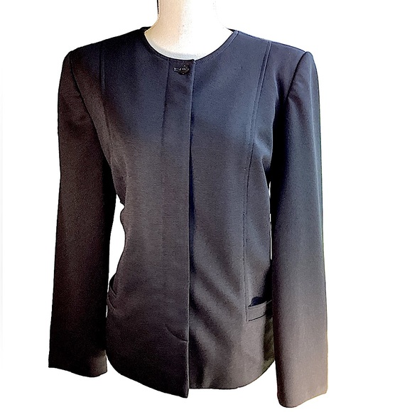 Vintage Givenchy Sport Black Jacket. B2 - Picture 13 of 15